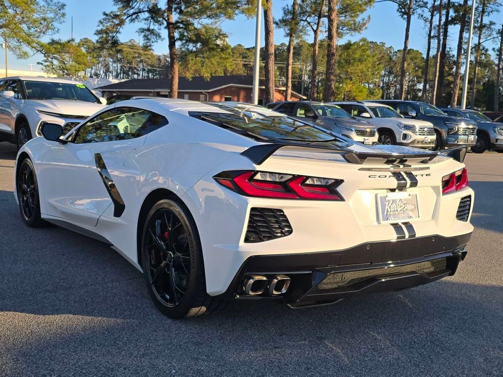 Used 2021 Chevrolet Corvette Stingray Premium Cpe w/ Z51 Performance Package image 3