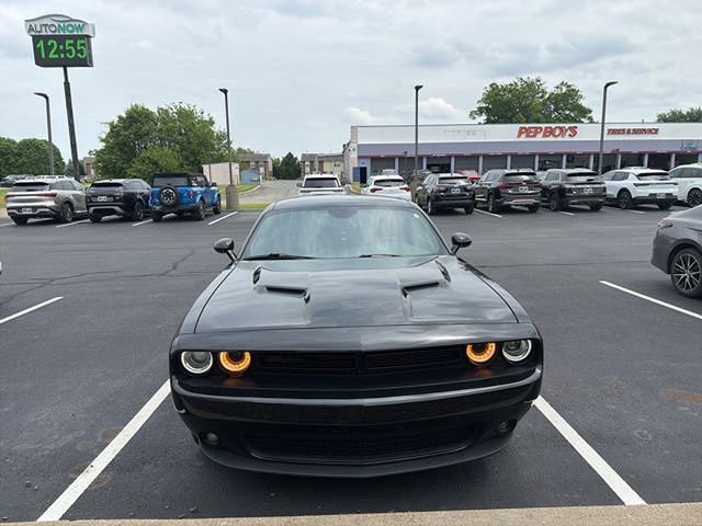 Used 2022 Dodge Challenger SXT w/ Blacktop Package RWD image 9