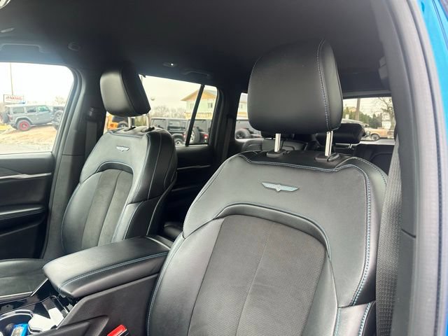 Used 2022 Jeep Grand Cherokee Trailhawk w/ Luxury Tech Group III AWD/4WD image 24