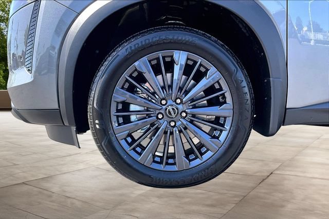 New 2026 Nissan Pathfinder SL w/ SL Premium Package (P04) FWD image 12
