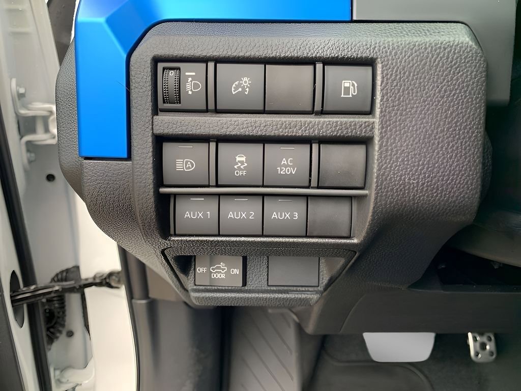 New 2025 Toyota Tacoma TRD Sport image 39