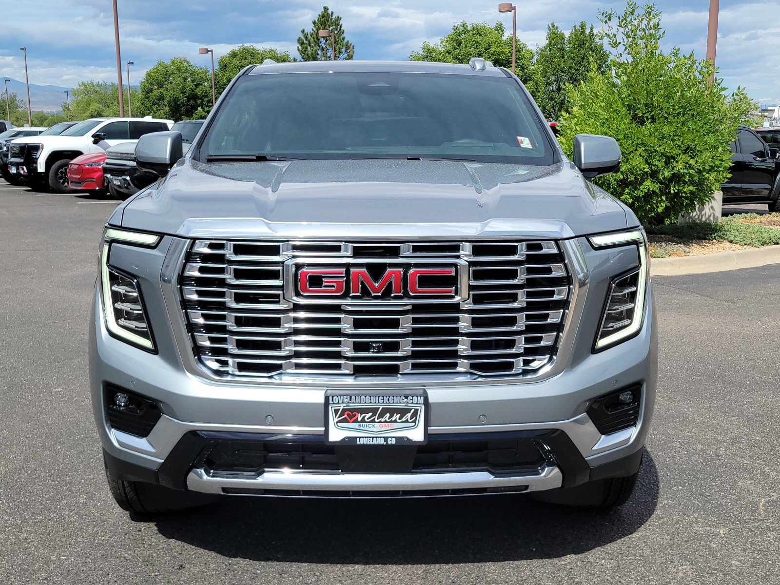 New 2026 GMC Yukon XL Denali w/ Denali Reserve Package AWD/4WD image 5
