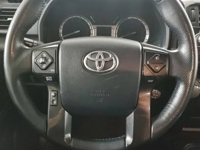 Used 2017 Toyota 4Runner TRD Off-Road AWD/4WD image 15