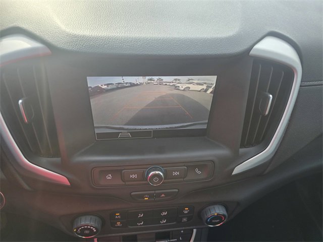 Used 2023 GMC Terrain SLE image 23