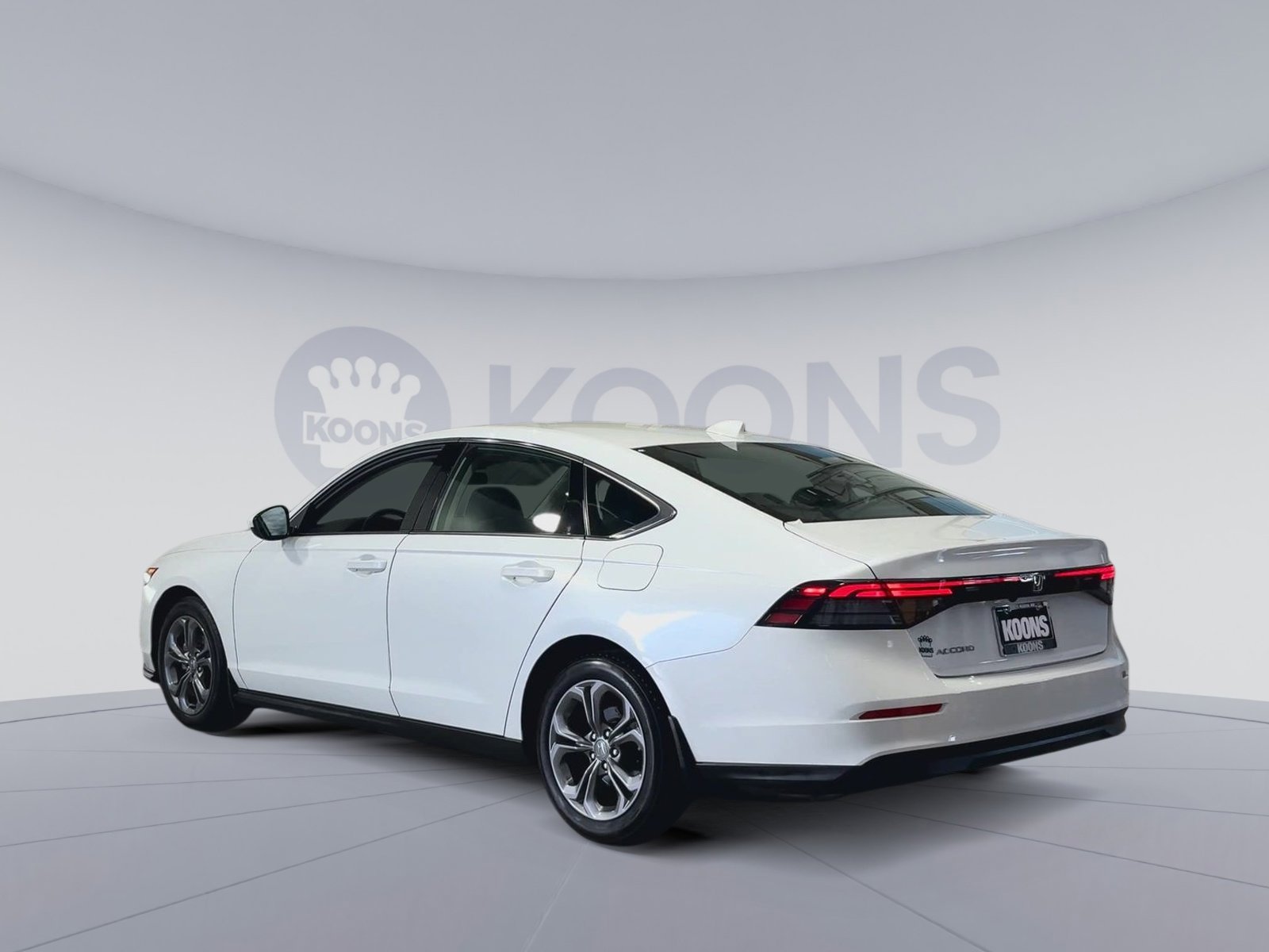 Used 2024 Honda Accord EX image 8