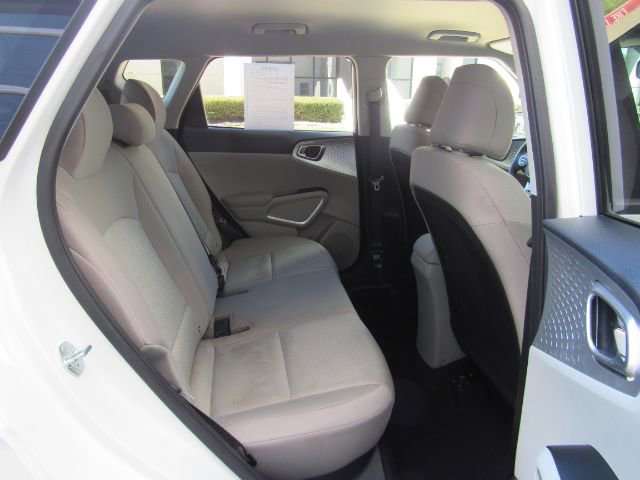 Used 2023 Kia Soul LX w/ LX Technology Package image 20