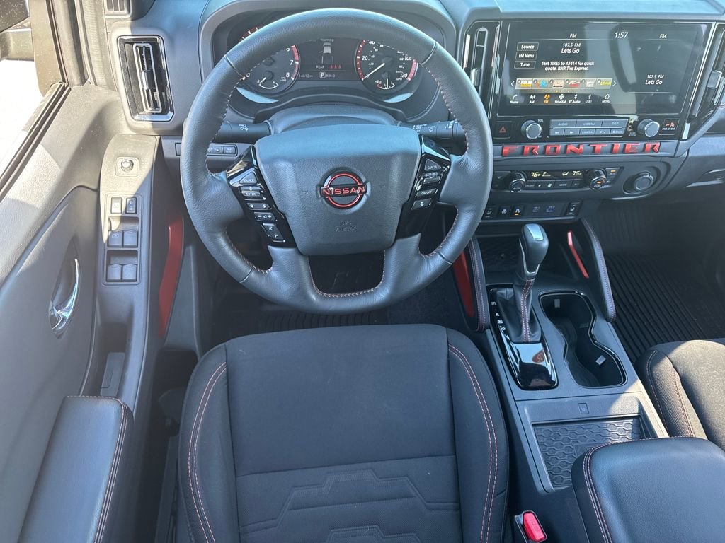 Used 2025 Nissan Frontier Pro-X w/ Pro Convenience Package image 13