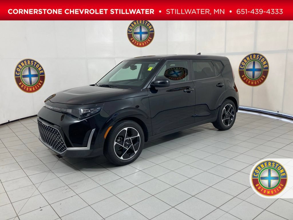 Used 2023 Kia Soul EX FWD image 1