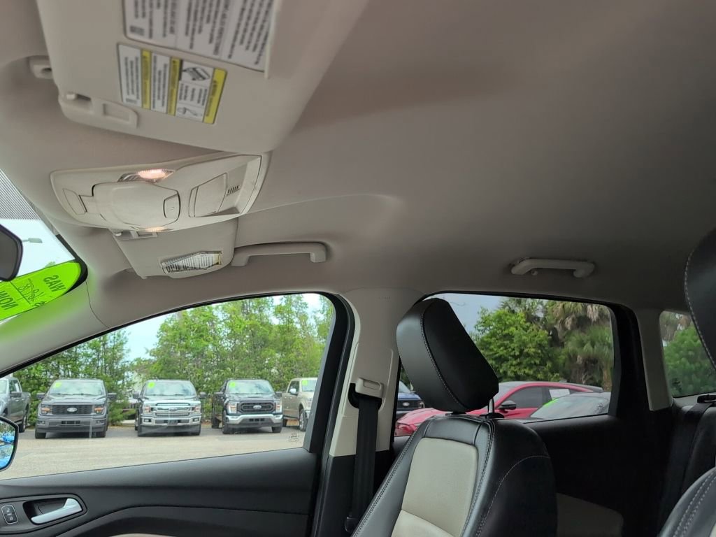 Used 2019 Ford Escape SEL FWD image 10