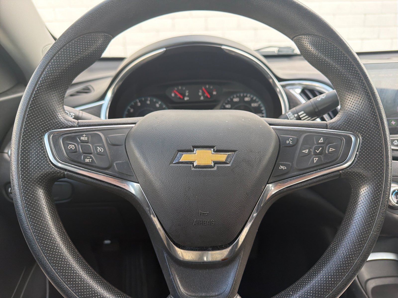 Used 2020 Chevrolet Malibu LT FWD image 25