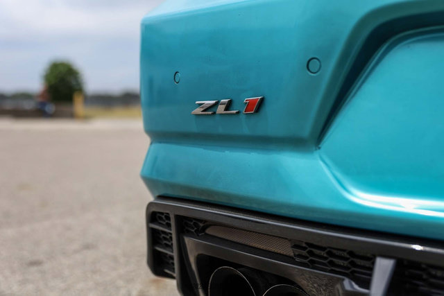 Used 2019 Chevrolet Camaro ZL1 RWD image 61