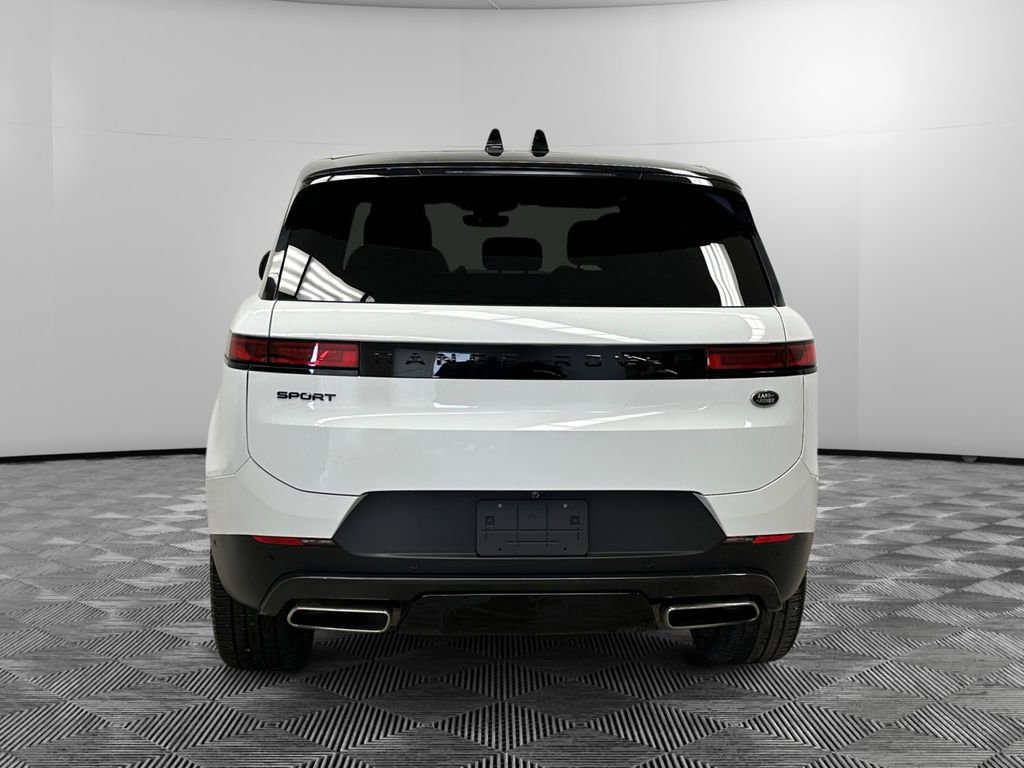 Used 2023 Land Rover Range Rover Sport SE image 4