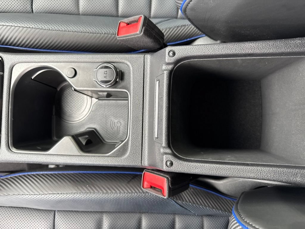 Used 2024 Volkswagen Golf R AWD/4WD image 28