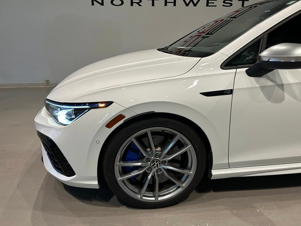 Used 2024 Volkswagen Golf R AWD/4WD image 3