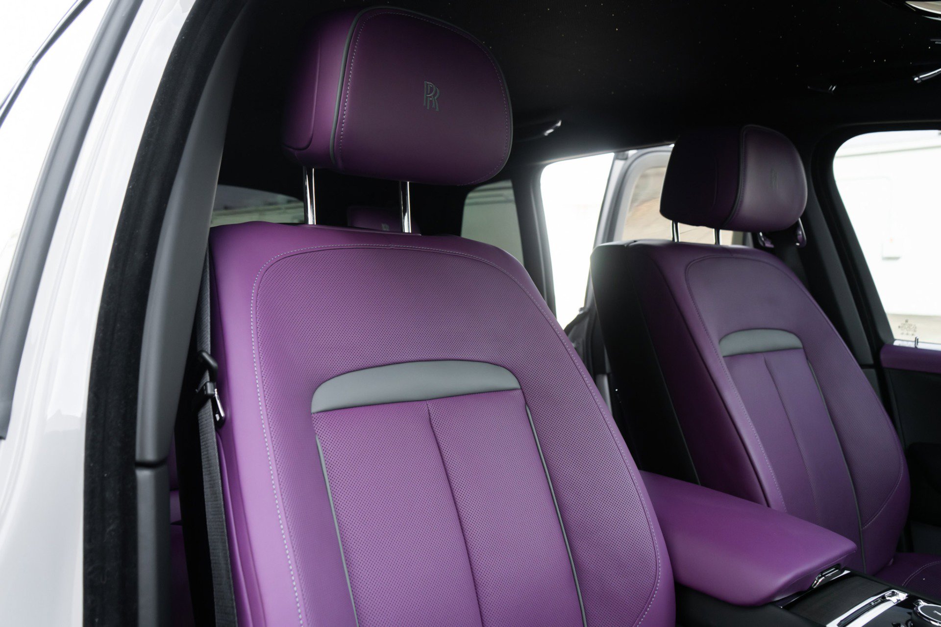 Used 2024 Rolls-Royce Cullinan image 20