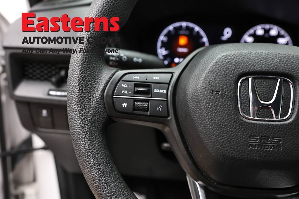 Used 2023 Honda CR-V LX image 14