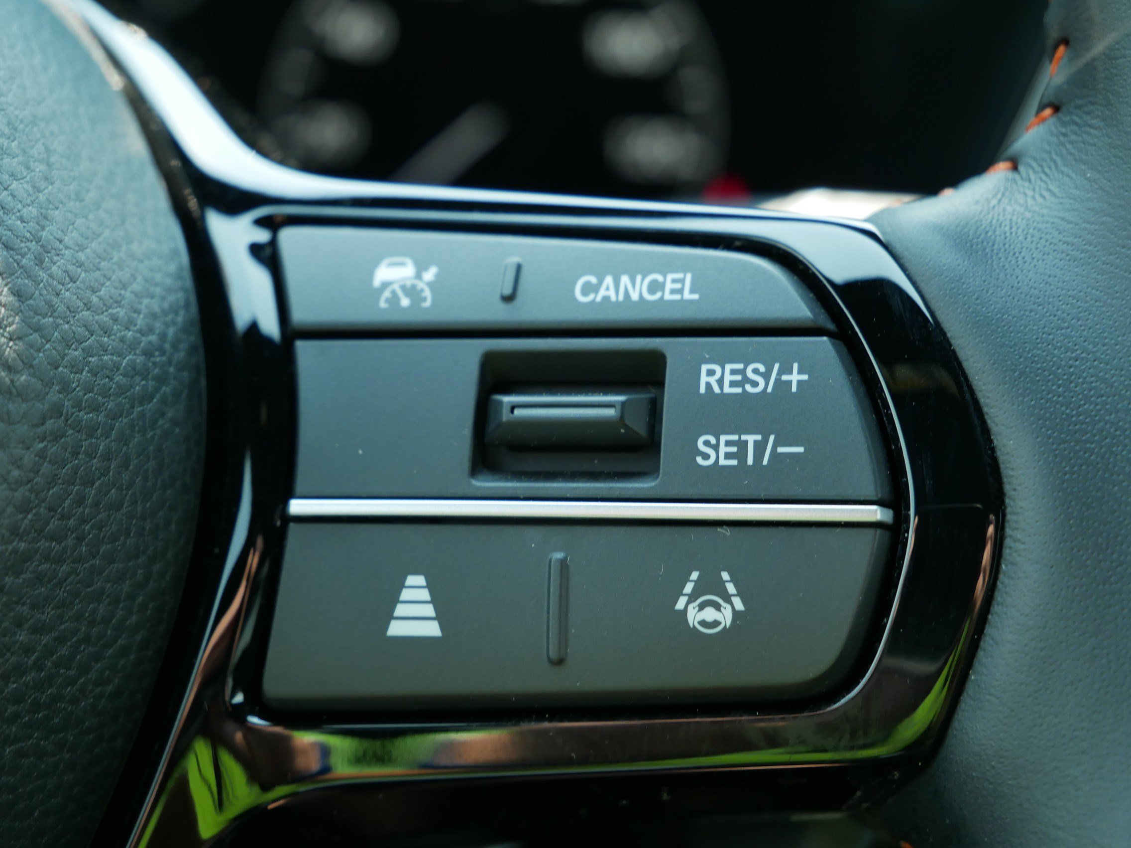 Certified 2025 Honda CR-V Sport Touring image 30