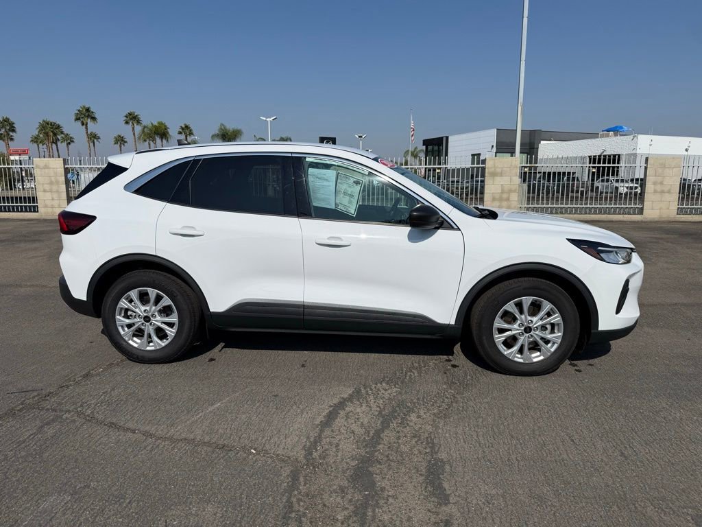 Used 2024 Ford Escape Active image 7