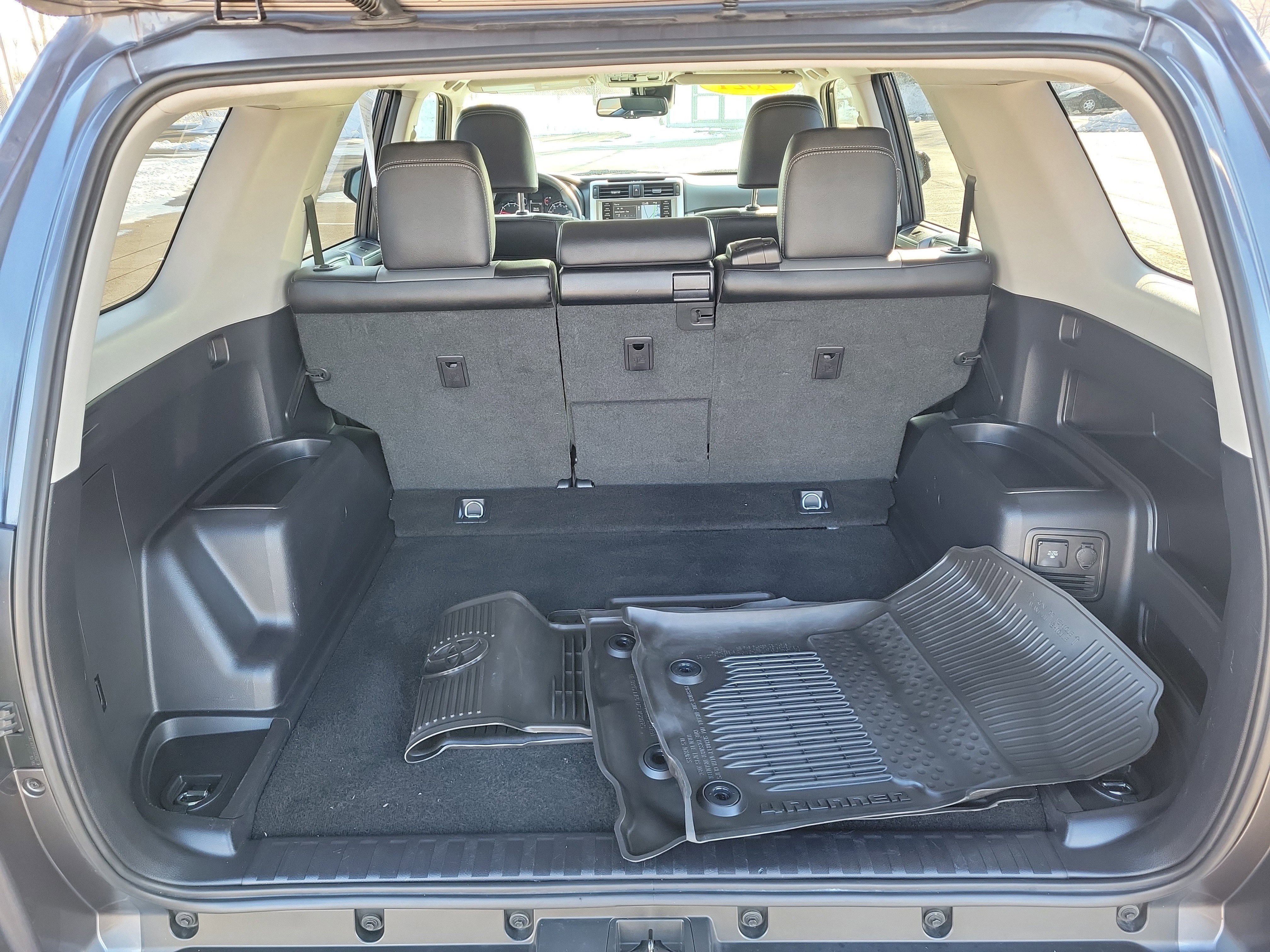 Used 2021 Toyota 4Runner SR5 Premium image 8