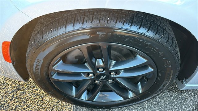 Used 2019 Dodge Charger SXT w/ Blacktop Package image 33
