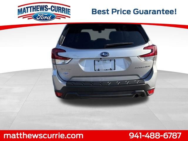 Used 2019 Subaru Forester Premium w/ All-Weather Package image 5