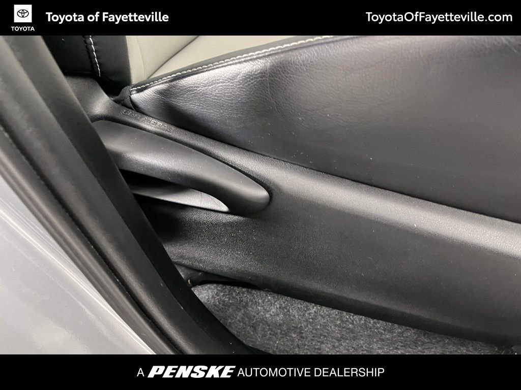 Used 2016 Toyota RAV4 Limited AWD/4WD image 8