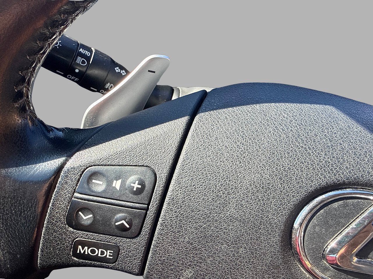 Used 2007 Lexus IS 350 RWD image 37