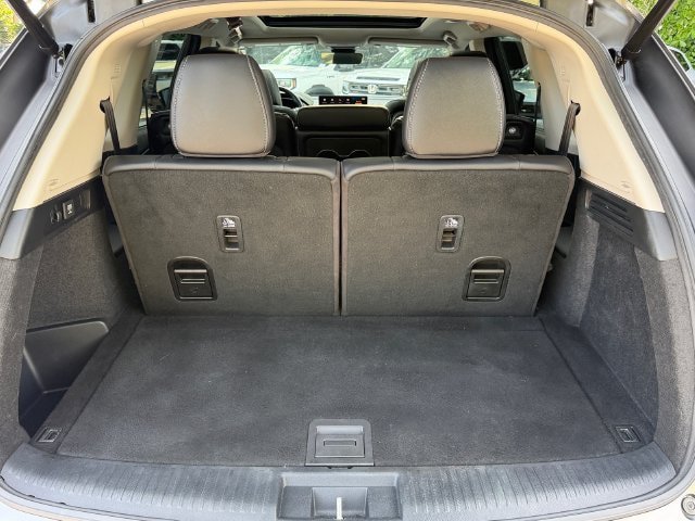 Used 2024 Acura MDX w/ Technology Package FWD image 17