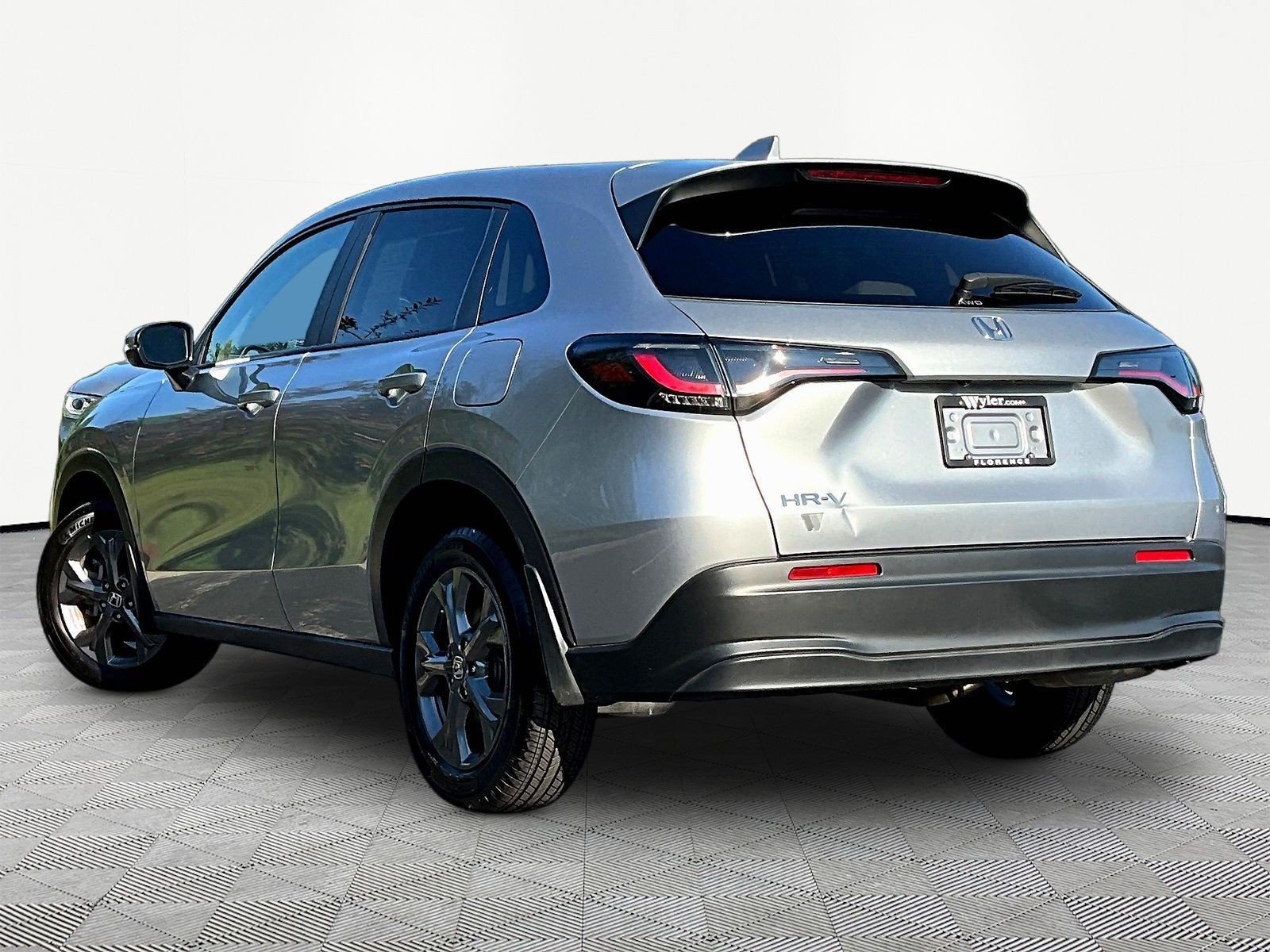 Certified 2026 Honda HR-V LX image 4