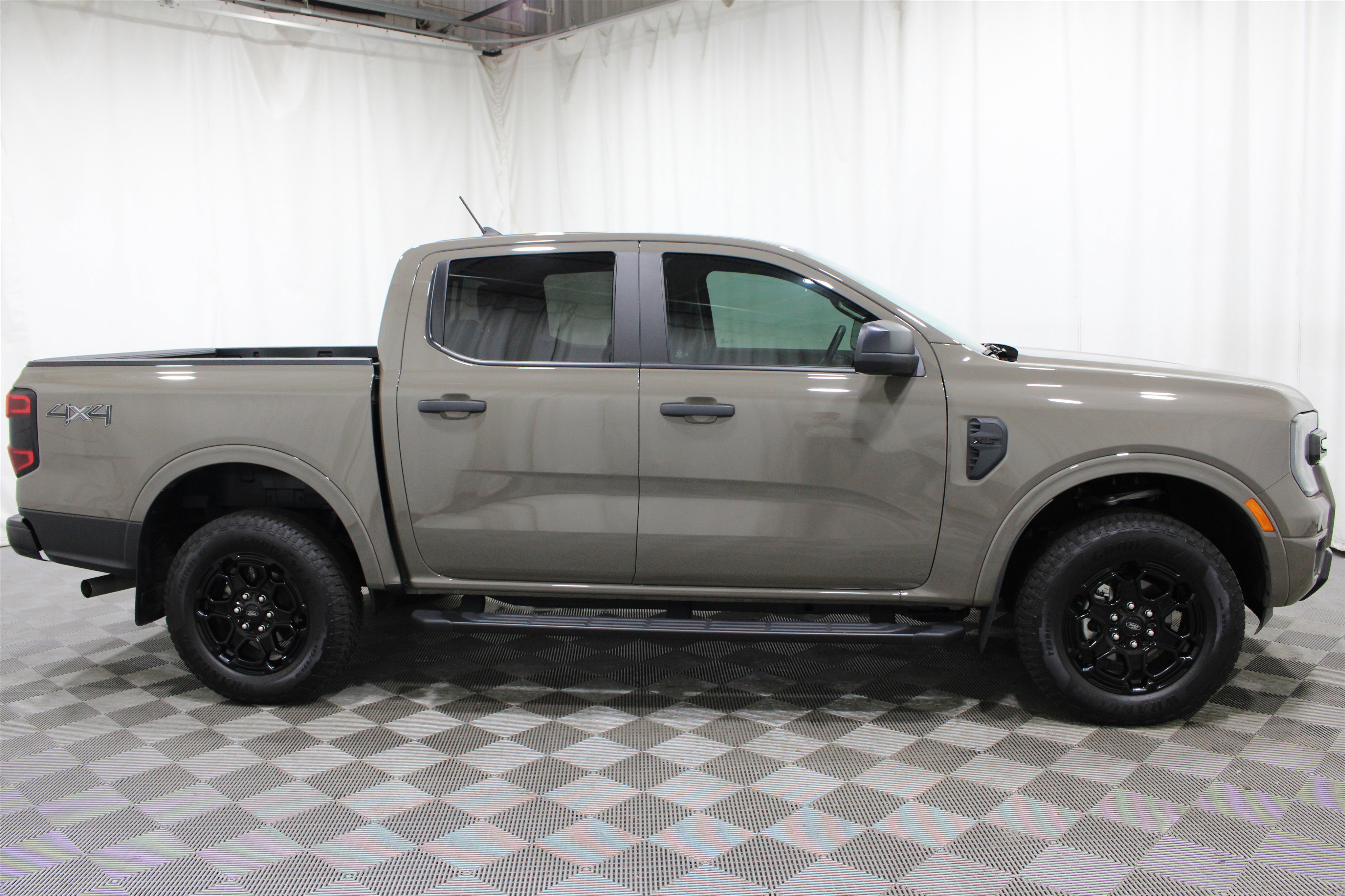 Used 2025 Ford Ranger XLT w/ Equipment Group 301A High AWD/4WD image 28