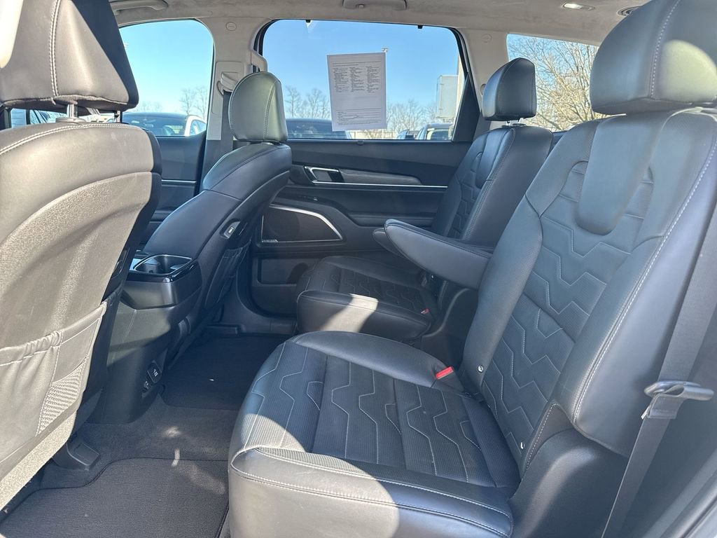 Used 2022 Kia Telluride SX w/ SX Prestige Package image 24