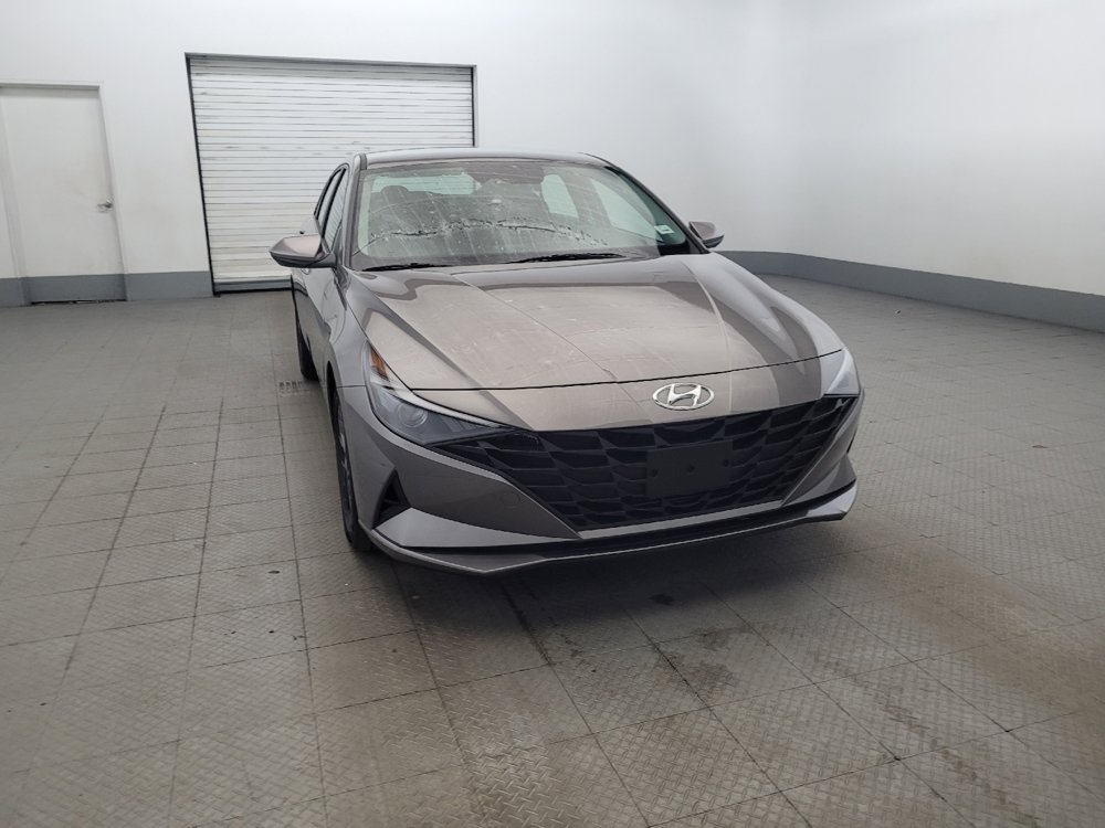 Used 2023 Hyundai Elantra SEL w/ Cargo Package FWD image 14