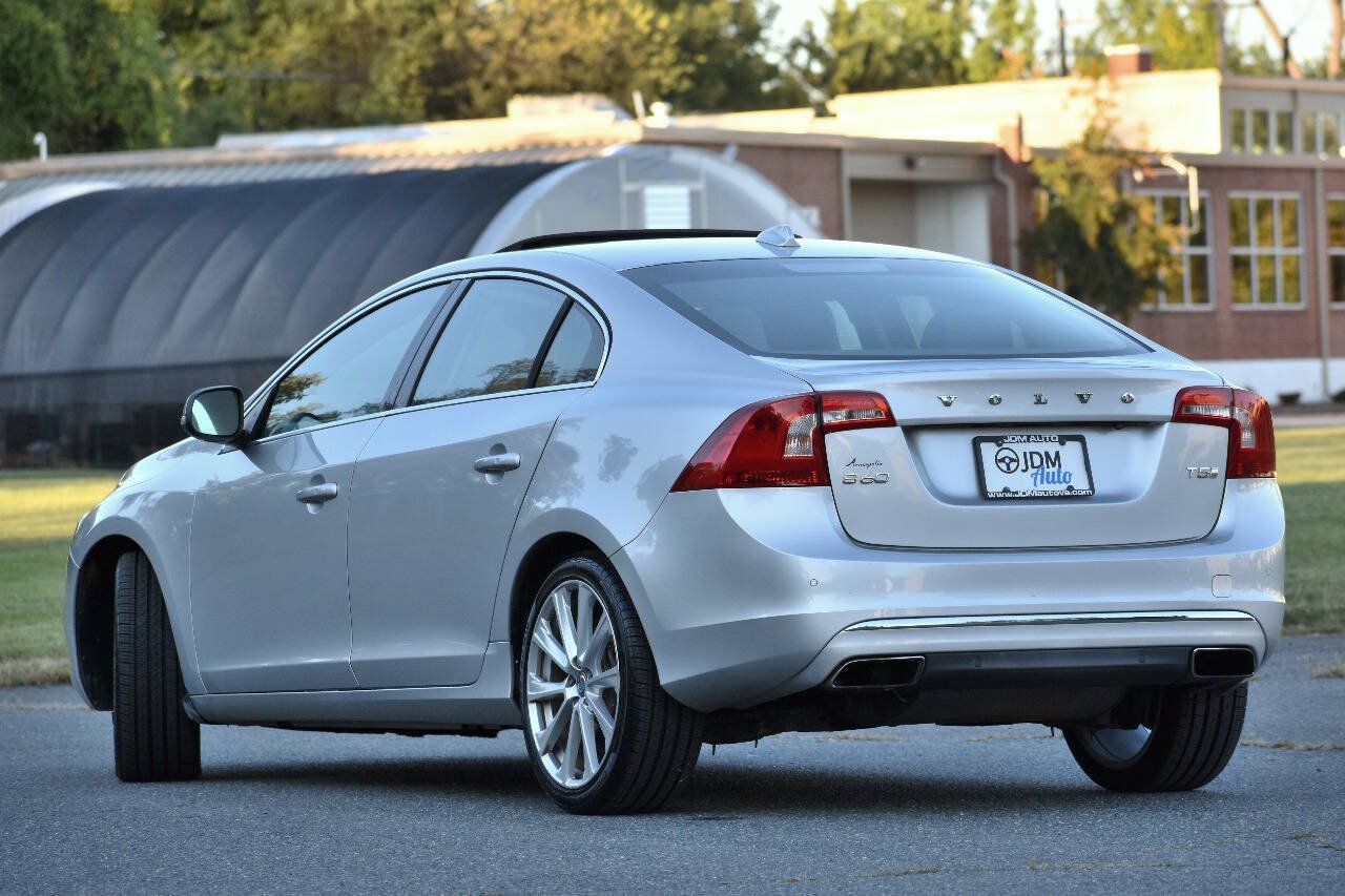 Used 2016 Volvo S60 T5 Inscription Platinum FWD image 7