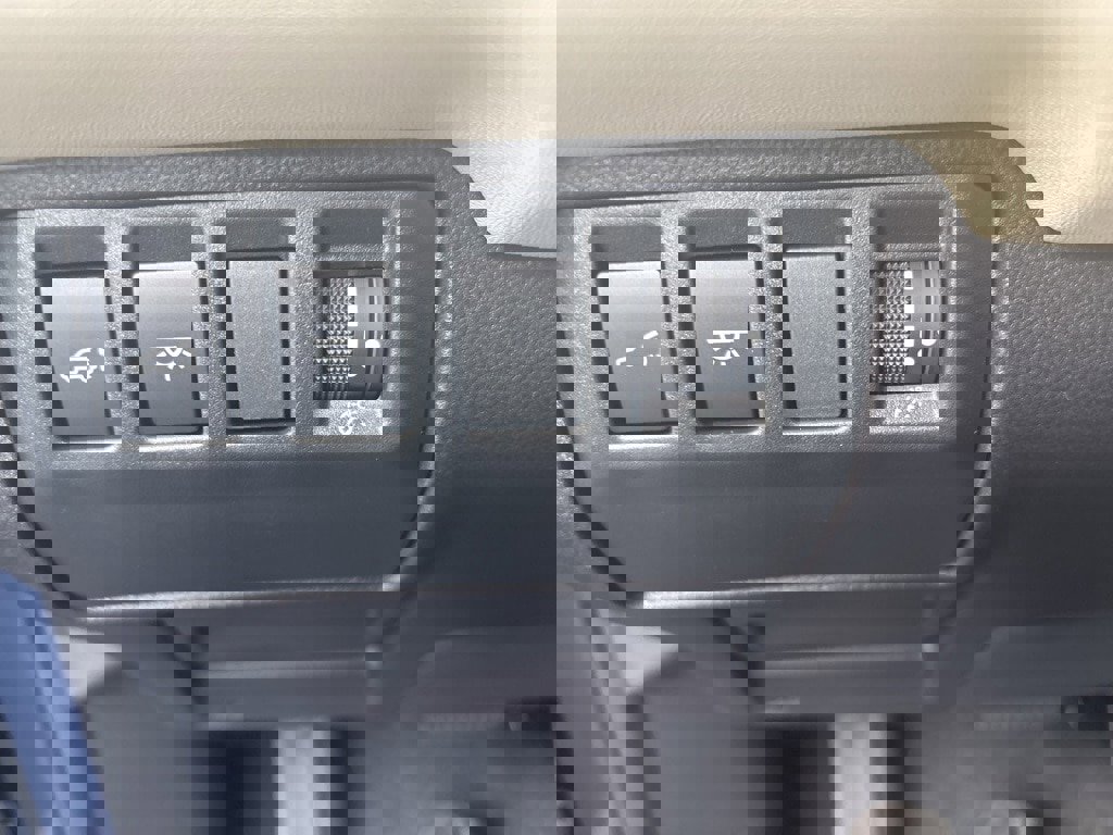 New 2025 Subaru Ascent Limited image 22