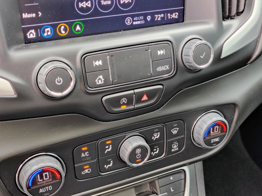 Used 2022 GMC Terrain SLT w/ Infotainment Package II AWD/4WD image 22