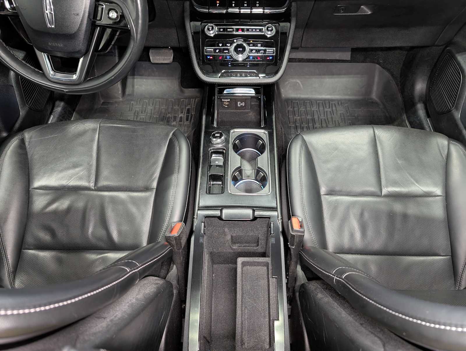 Used 2022 Lincoln Corsair AWD w/ Premium Package image 20