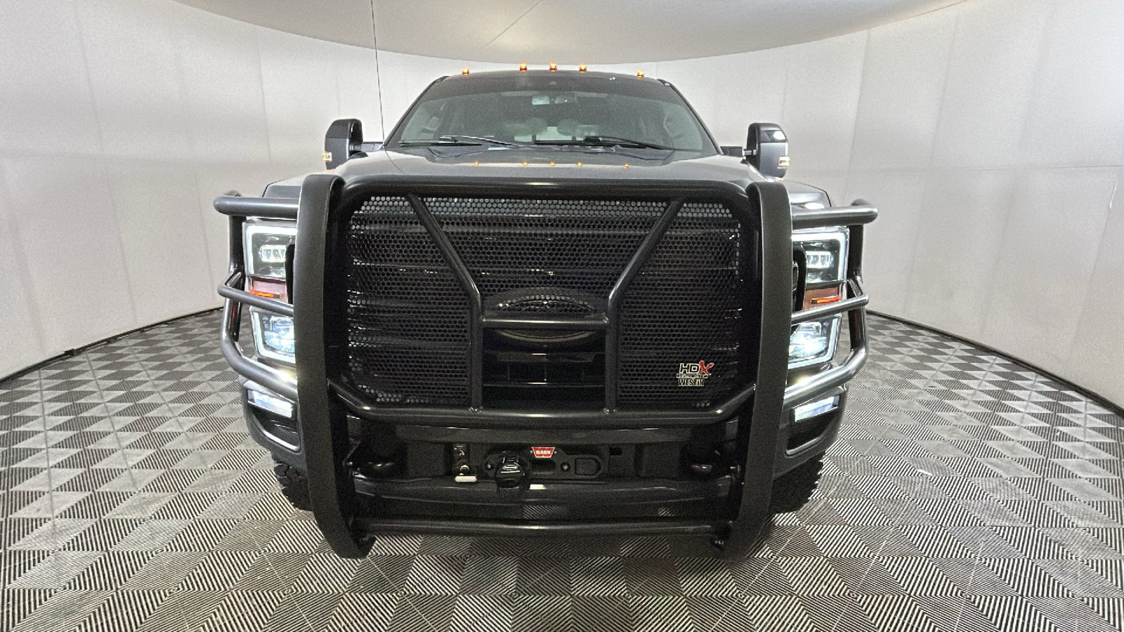 Used 2021 Ford F350 Lariat AWD/4WD image 9