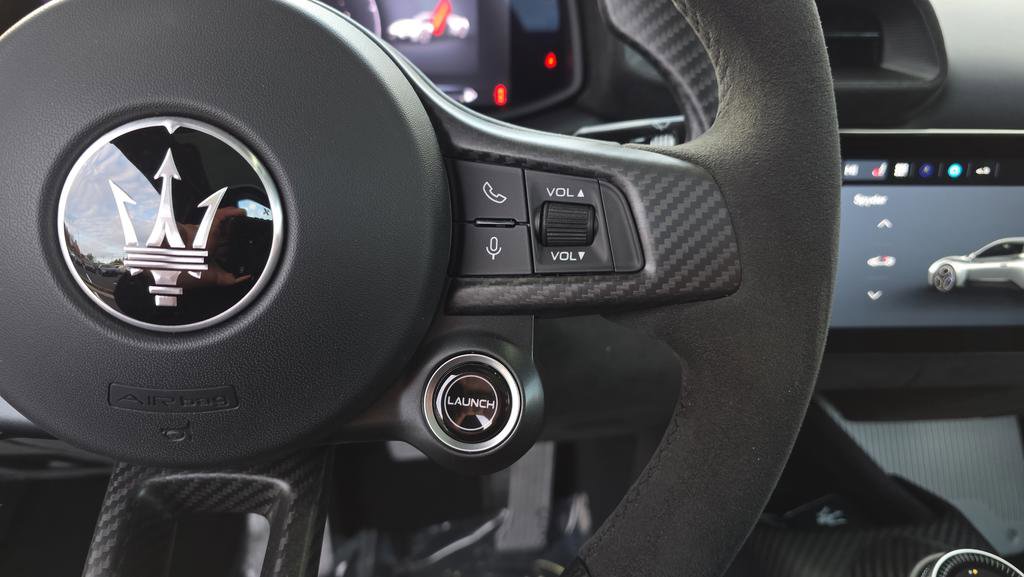 Used 2024 Maserati MC20 Cielo image 32