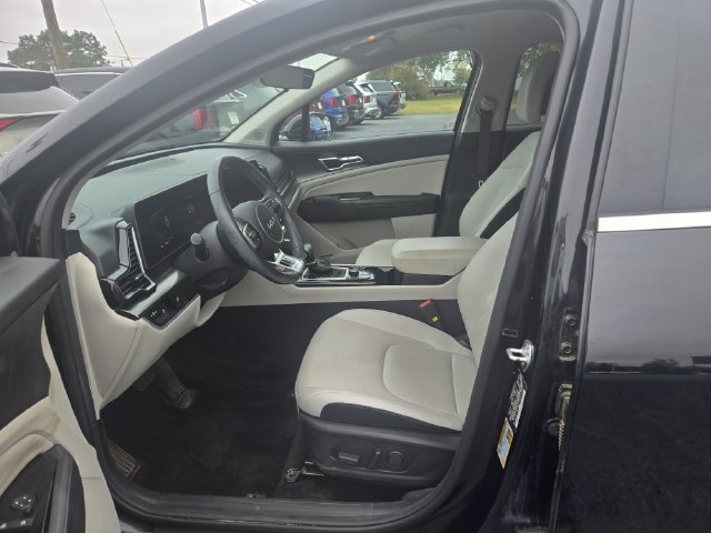 Used 2024 Kia Sportage EX FWD image 6
