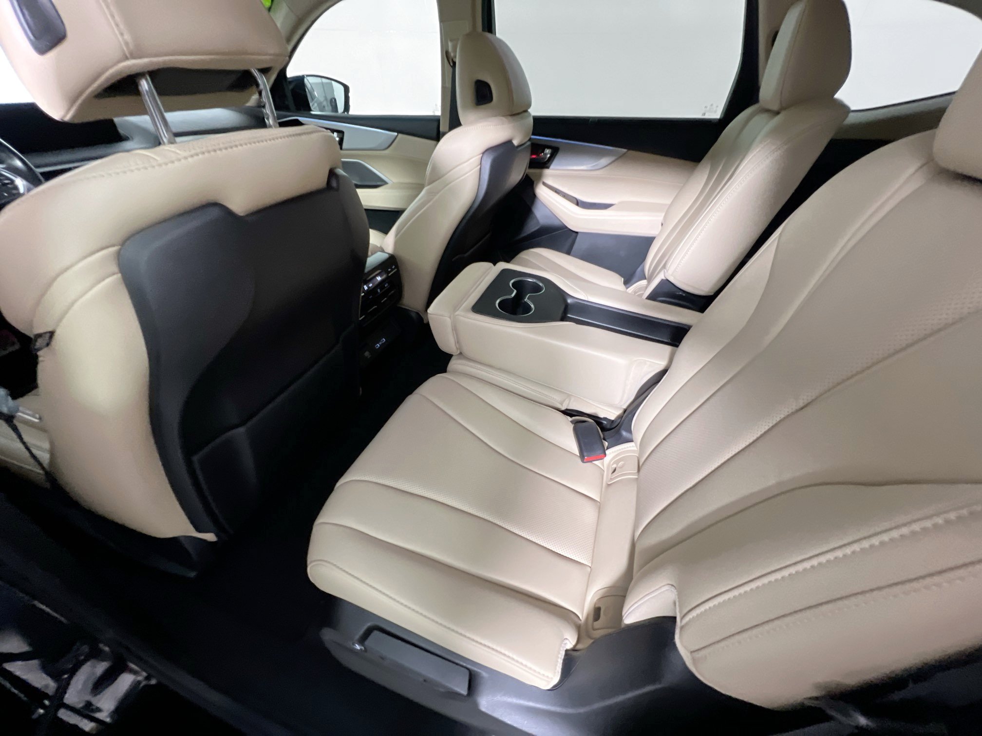Used 2022 Acura MDX w/ Technology Package FWD image 28