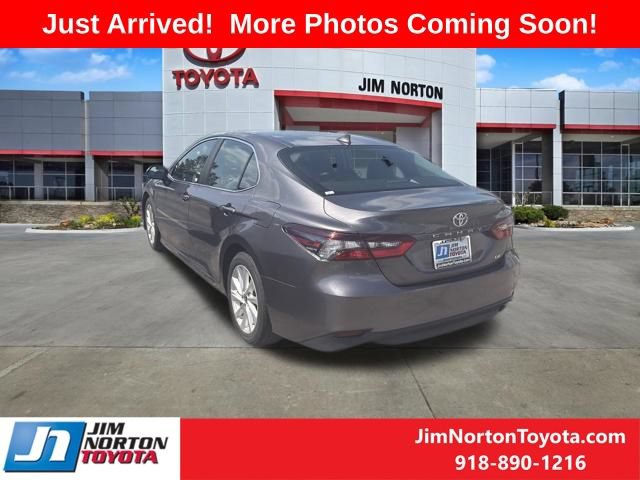 Used 2024 Toyota Camry LE FWD image 2