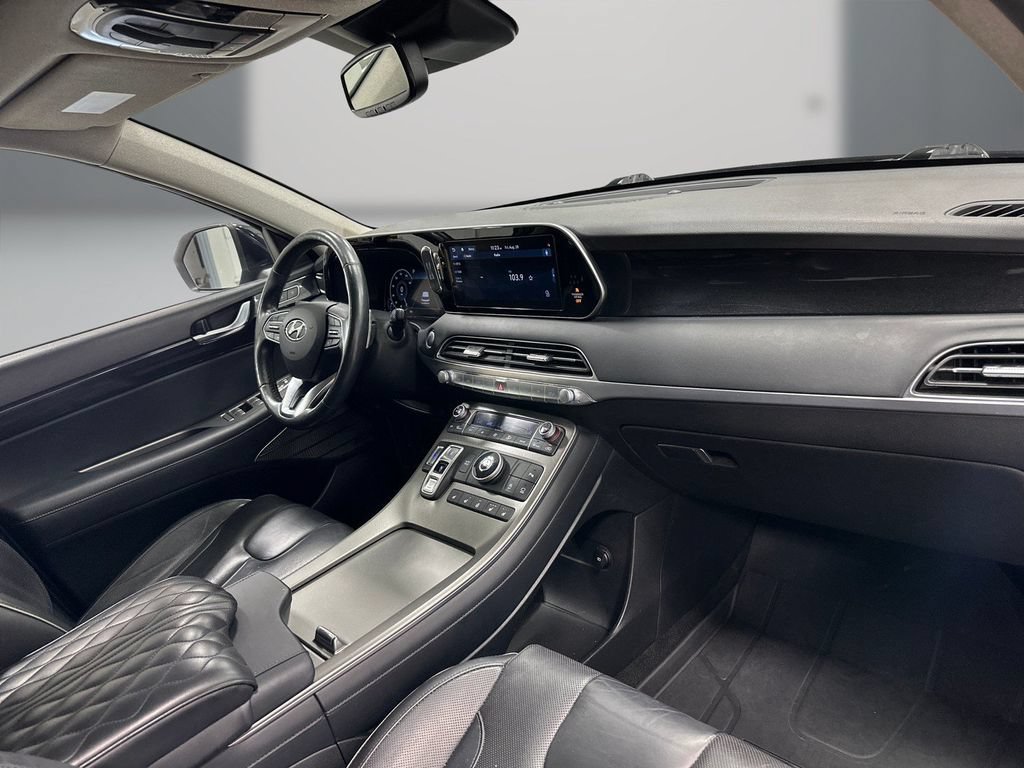 Used 2021 Hyundai Palisade Limited FWD image 16