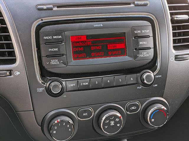 Used 2018 Kia Forte LX image 16