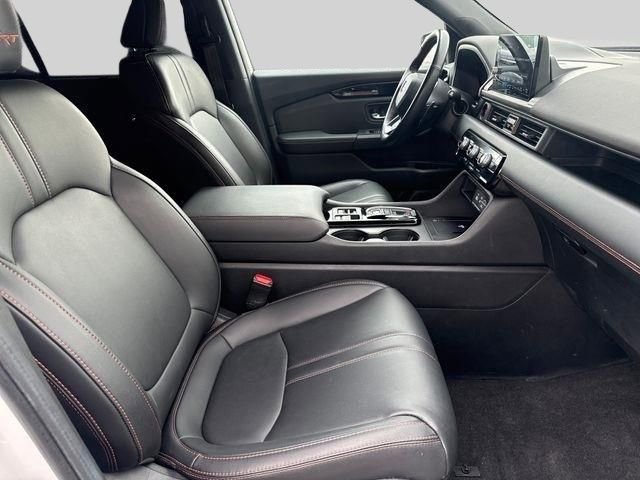 Used 2024 Honda Pilot TrailSport image 19