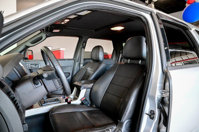 Used 2011 Ford Escape XLT w/ 203A Rapid Spec Order Code AWD/4WD image 14