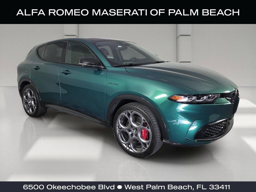 Used 2024 Alfa Romeo Tonale Veloce AWD/4WD image 1