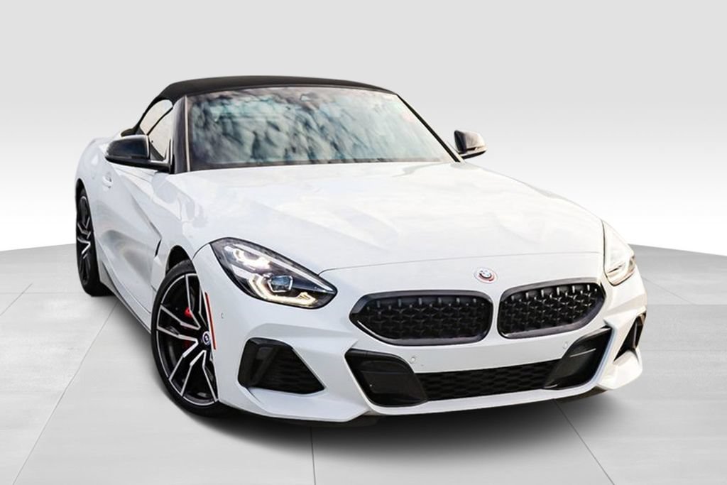 Used 2022 BMW Z4 M40i w/ Premium Package RWD video 2