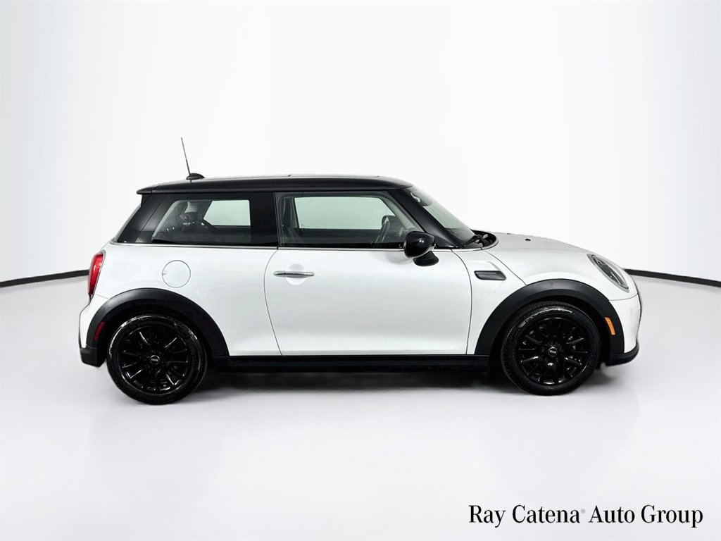 Used 2024 MINI Cooper 2-Door Hardtop FWD image 8