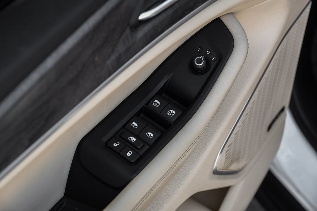 Used 2023 Jeep Grand Cherokee Limited RWD image 58