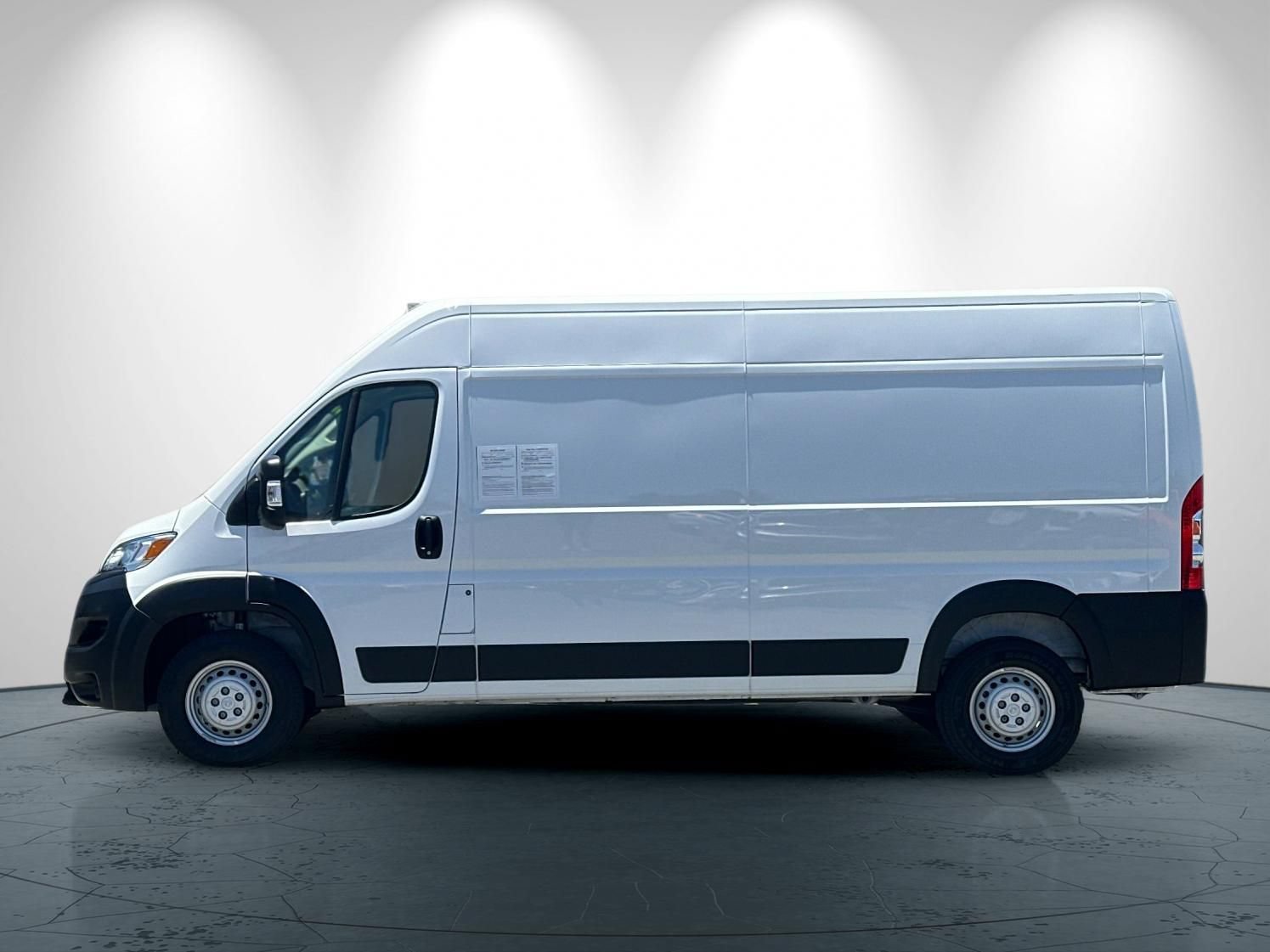 Used 2026 RAM ProMaster 2500 w/ Convenience Group FWD image 7
